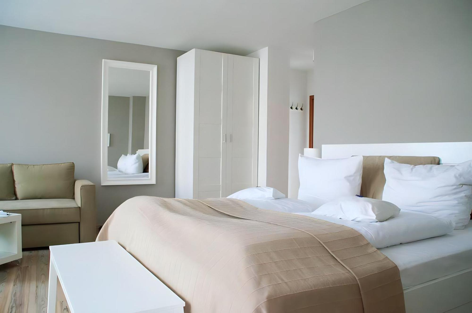 Apartment Hotel Lindeneck Ерфурт Екстер'єр фото